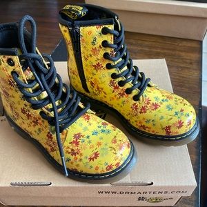 Doc Martens toddler shoes